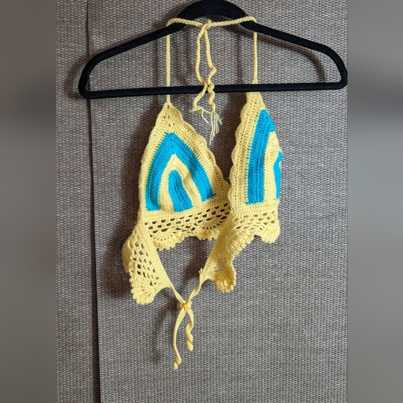 Crochet Bikini top - Picture 4 of 7